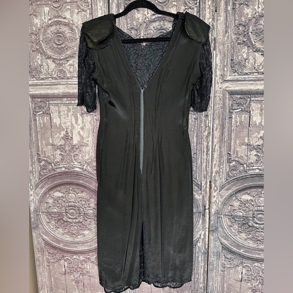 ❌SOLD ON MY IG Vintage Beaded Cocktail Dress - Picture 14 of 15